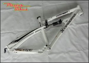 FRAME_DB_CASTLE_BRAVO_WHT