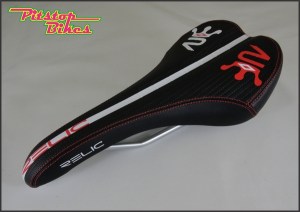 SADDLE_RELIC_ELG_BLK