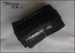 BAN_MAXXIS_CROSSMARK_TUBELESS_2.10