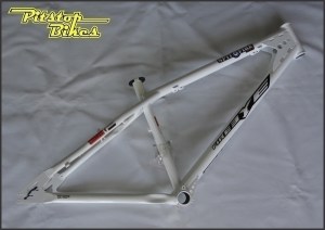 FRAME_FIREEYE_SPIT_FIRE_WHT