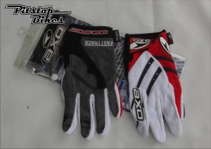 GLOVE_AXO_FULL2